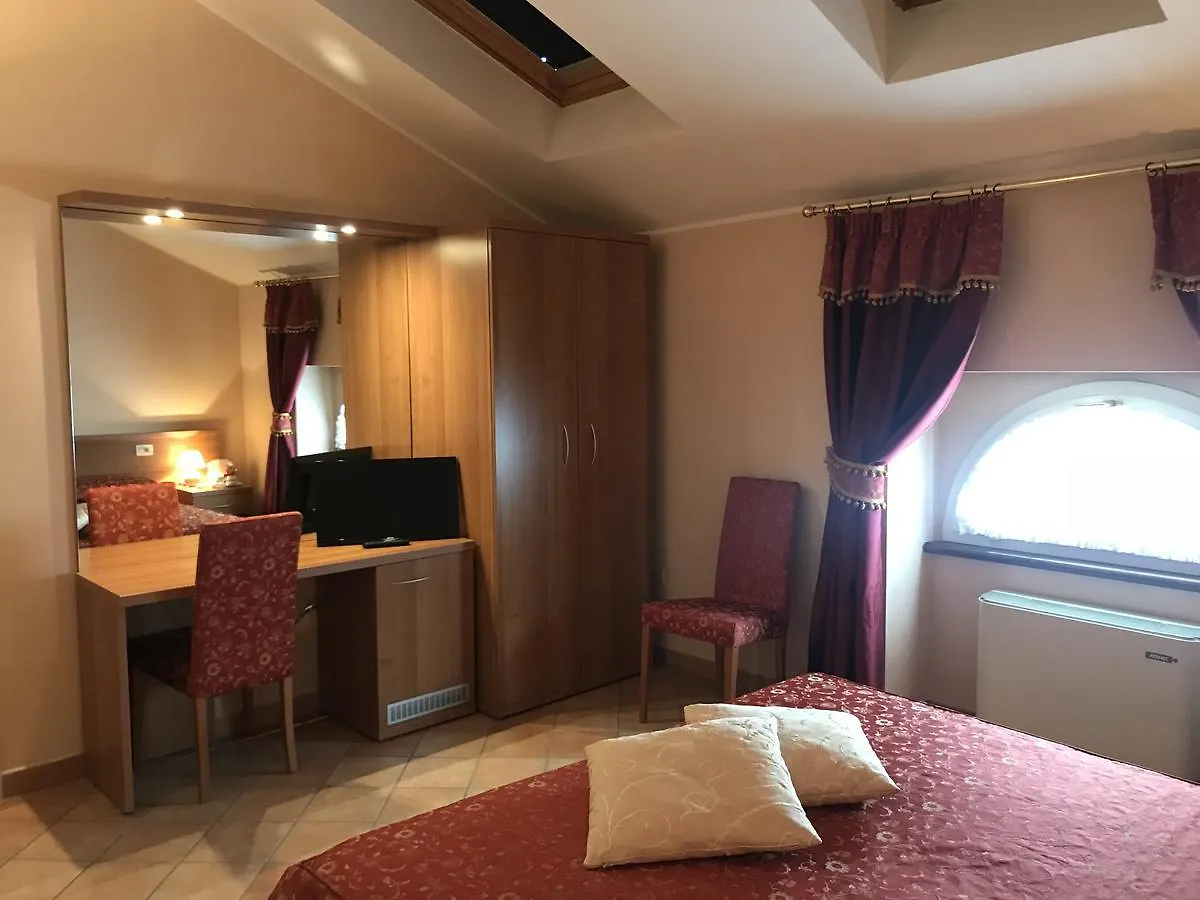 Locanda Ca' Rossa San Giovanni in Croce Italia