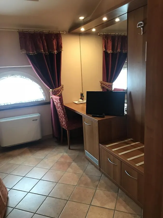 Locanda Ca' Rossa San Giovanni in Croce 3*,