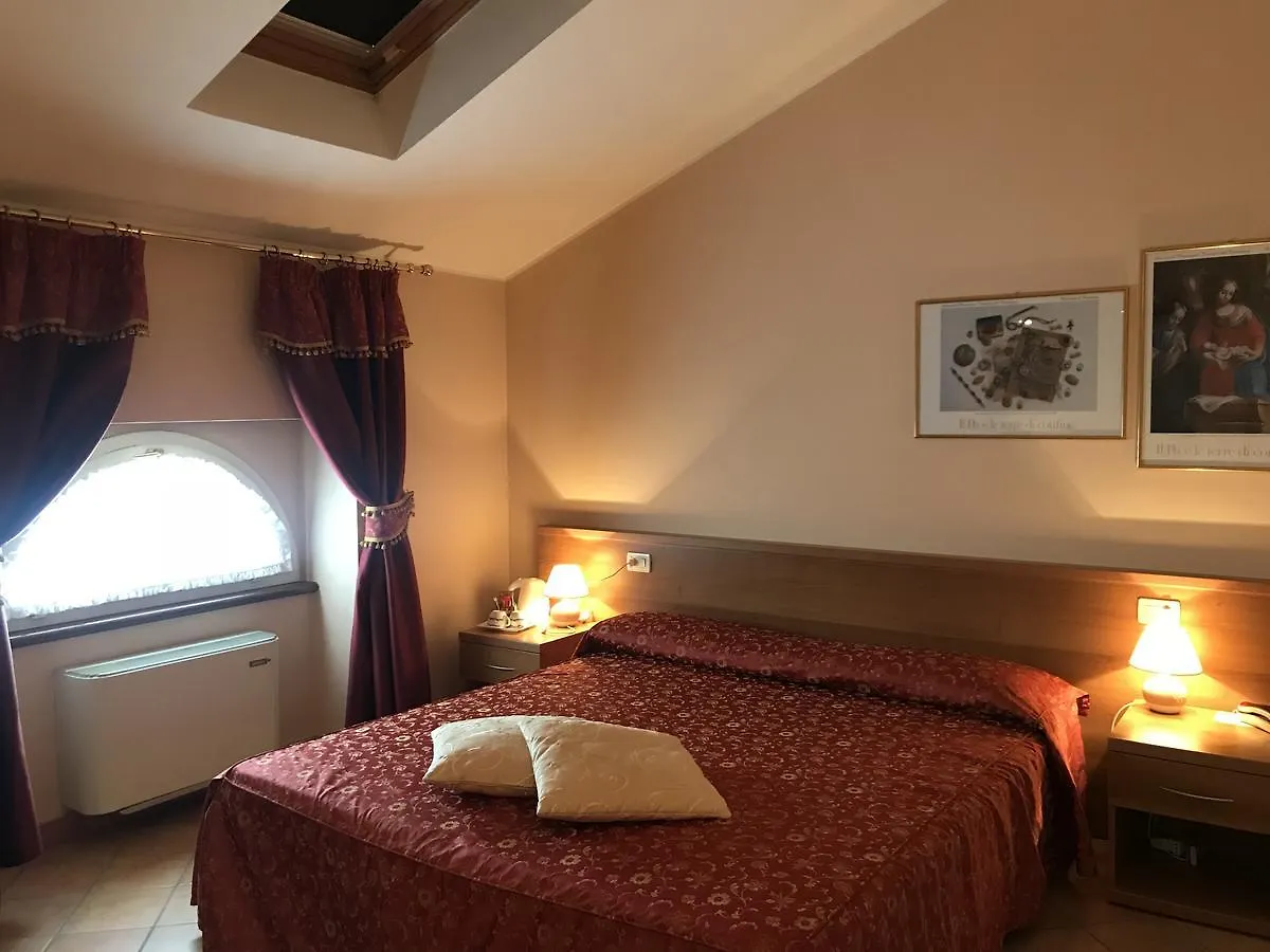 Locanda Ca' Rossa San Giovanni in Croce 3*,  Italien