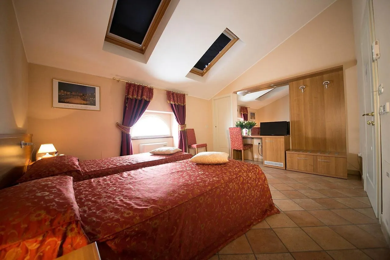 Locanda Ca' Rossa San Giovanni in Croce Italien